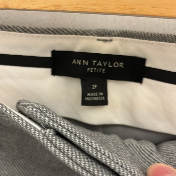 Ann Taylor Petite grey trousers - Picture 5 of 5
